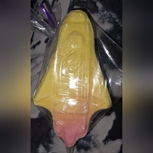 Handmaxe Yellow Space Rocket Bath Bomb